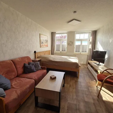 Apartment Mit Terrasse In *