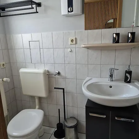 Apartment Mit Terrasse In *